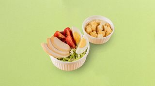 Салат з куркою (200г)