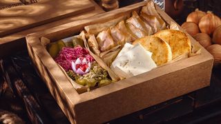 ლეჩხუმური ლორის ბოქსი