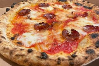 Pizza Salamino (30 Cm.)