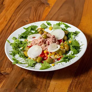 Salata s tunjevinom