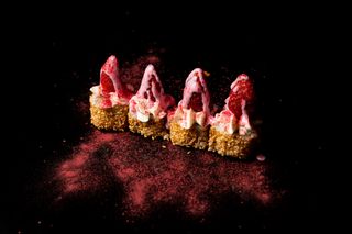 84. Uramaki Fresa (8 Pzs.)