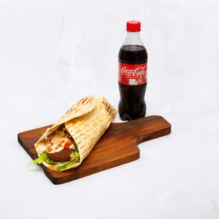 Falafel tortilla + Coca-Cola 0.5l
