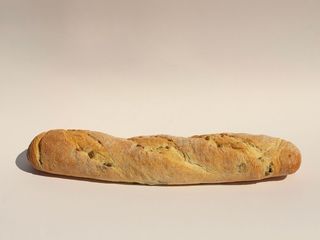 Багет із оливками (250g)