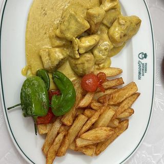 Pechuga De Pollo Al Curry