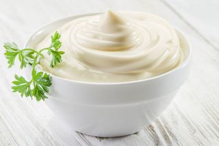 Sos de maioneză cu usturoi