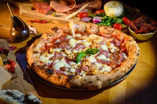 Pizza Quattro Carni 32-33cm