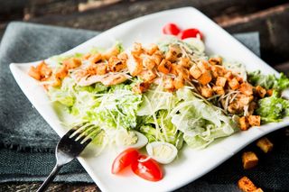 Салат "Цезарь" с семгой