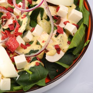 Шпинатный салат