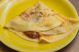 Pancake with condensed milk/ბლინი შედედებუი რძით/Блин с сгущённым молоком