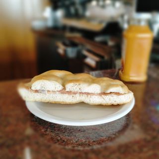 Focaccia crudo di parma