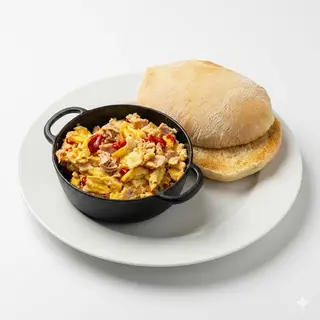 Huevos Revueltos Con Atún Y Pimiento