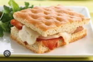 Focaccia con bufala e Parma