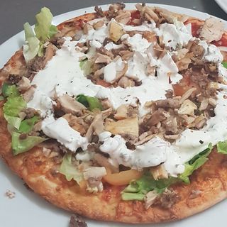 38 Pizza kebab speciale