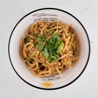 03 Noodles with sesame sauce