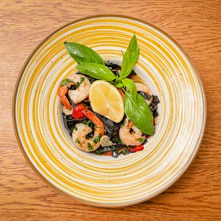 Tagliatelle nero a gamberi