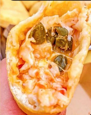 Panzerotto Fritto con Capperi di Pantelleria