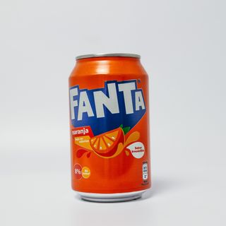 Fanta Naranja lata 330ml.