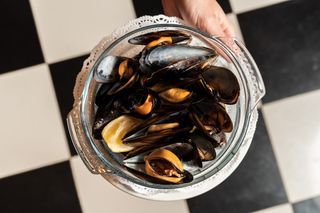 Cazuelita De Mejillones Al Vapor