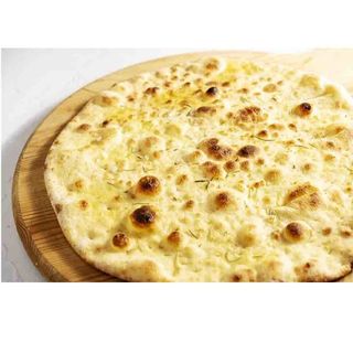 Focaccia con pomodoro pachino e rucola