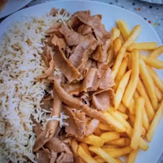 Pedrata Ternera Con Arroz Y Patatas