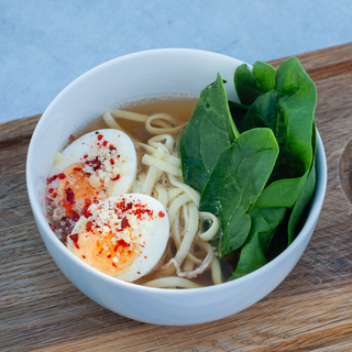 БУЛЬЙОН КУРЯЧИЙ З ЛОКШИНОЮ (400 г)