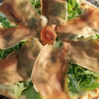 Stracchino, rucola e speck