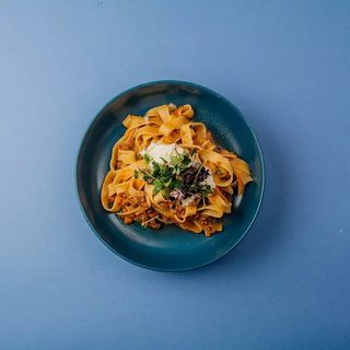 Фетучини болоньезе 