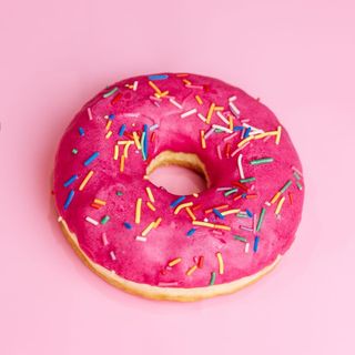 Пончик "Клубника"