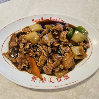 Ternera Con Pimientos Verdes Y Salsa De Judías Negras