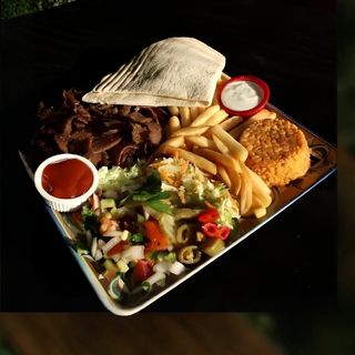 Shaworma de vită la farfurie