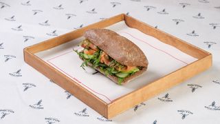 ორაგულის რუხი სენდვიჩი