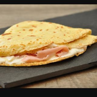 Crêpe tonno e cipolla