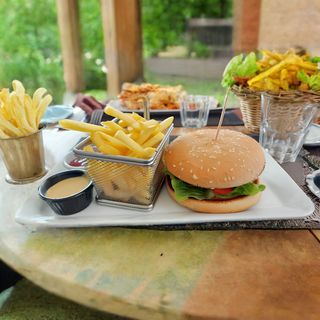 Hamburger+ frites