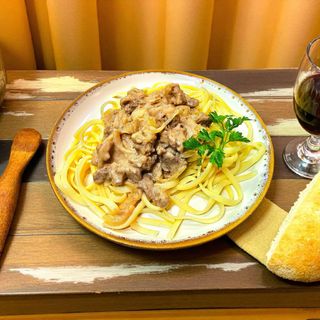Бефстроганов з пастою лінгвіні(300грам)