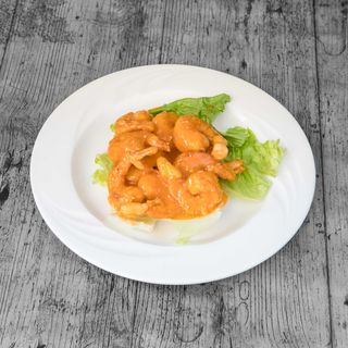52. Gambas Fritas Con Salsa De Mayonesa Rosa