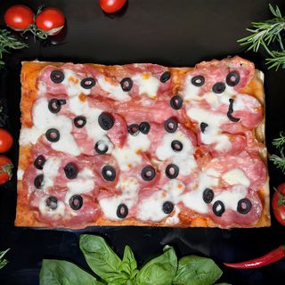 Pizza Salami