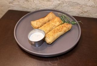 Млинці куркою та грибами