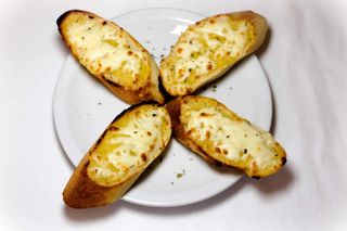 Pão de Alho e Queijo (4 fatias)