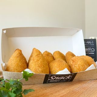 10 Salgados Sortidos