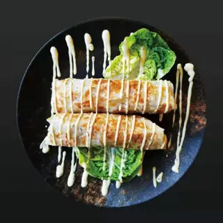 Roll Crujiente de Pato：crepe de pato