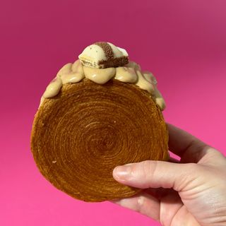 Croissant NY Rolls Kinder Bueno