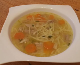 Goveđa supa sa rezancima