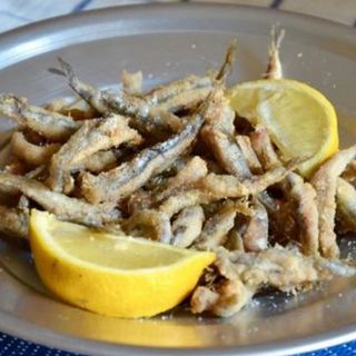 Cuoppo di alici fritte sale e pepe