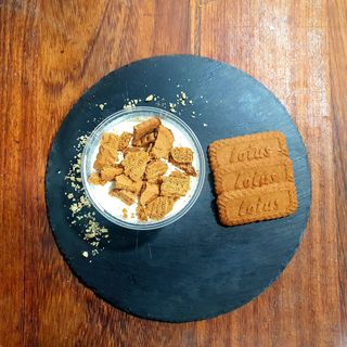 Panna Cotta crujiente de galletas