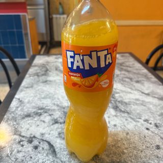 Fanta Naranja (2 Lt.)
