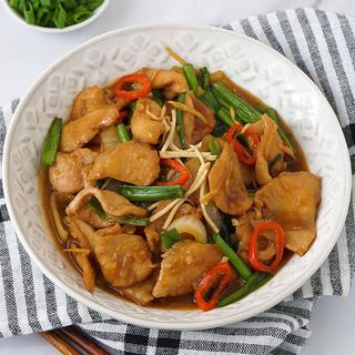 Ginger Chicken & Spring Onion