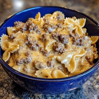 CREAMY BEEF PASTA!