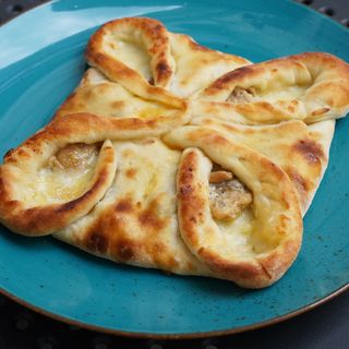 Gvezeli z kurczakiem