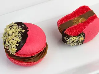 Тістечко Макарун Снікерс (1g)