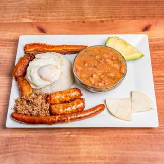 Bandeja Paisa